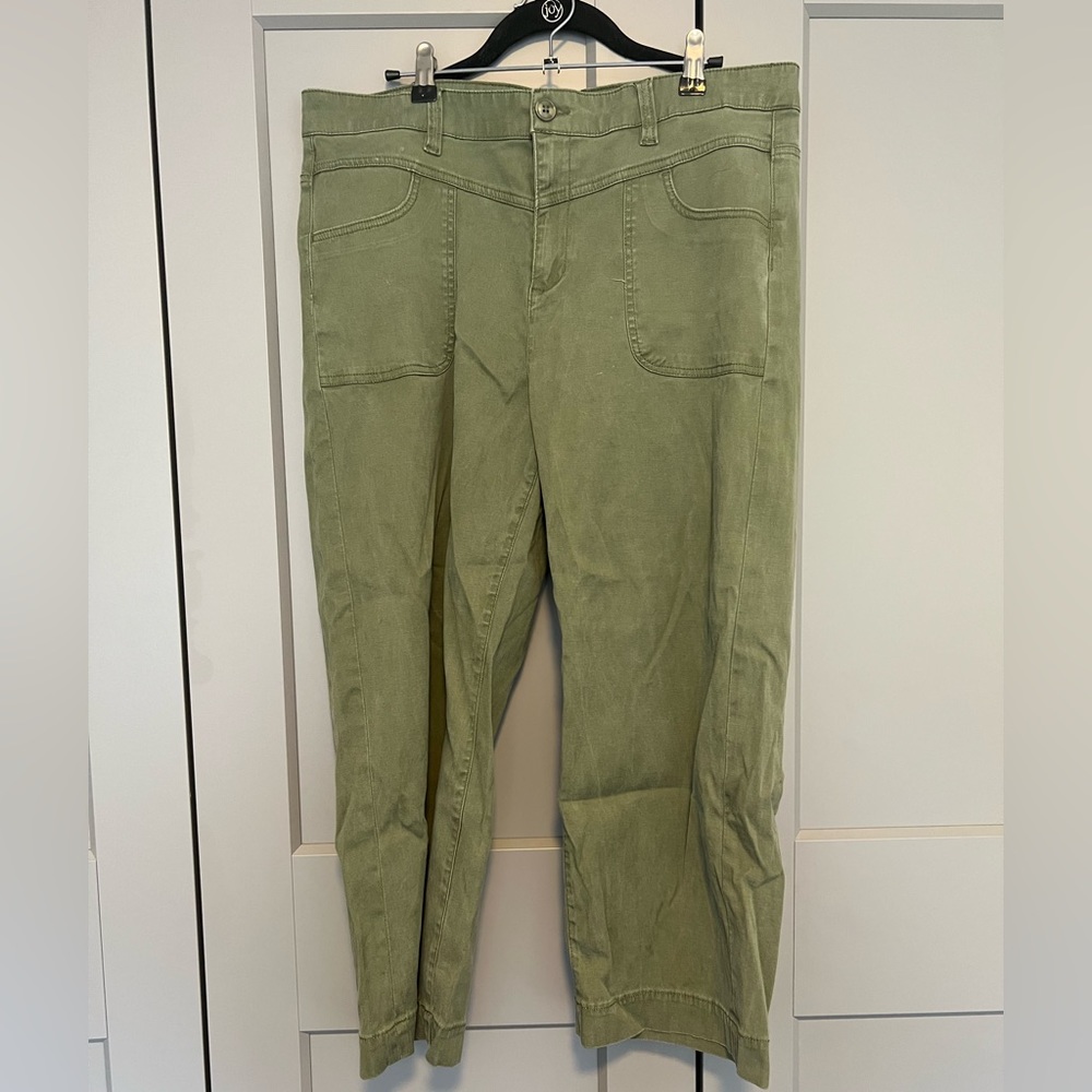 Liverpool Los Angeles size 14/32 wide leg ankle length denim